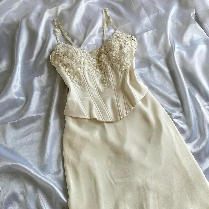 Ivory Luxury Gorgeous Fashion Exquisite Flowers Beading Long Chiffon Elegant Ball Gowns Prom Dress Secondary image