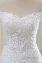 Lace Off-The-Shoulder Trumpet Long Wedding Dresses
