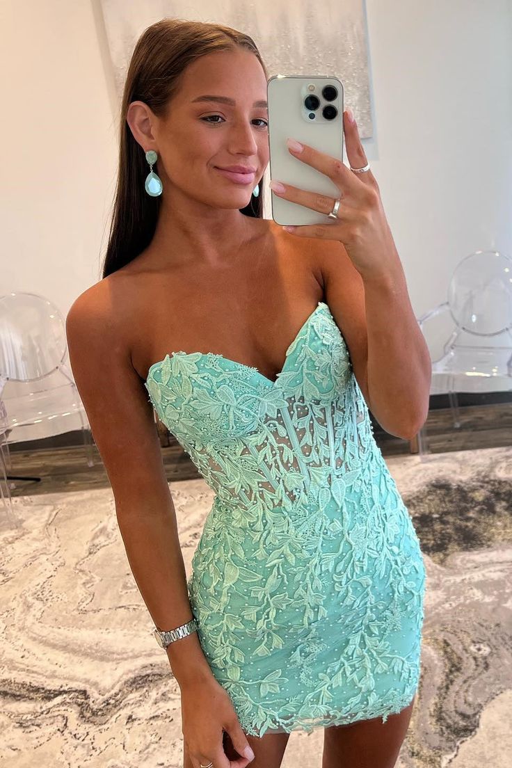 Lace-Up Hot Pink Corset Appliqued Bodycon Homecoming Dresses