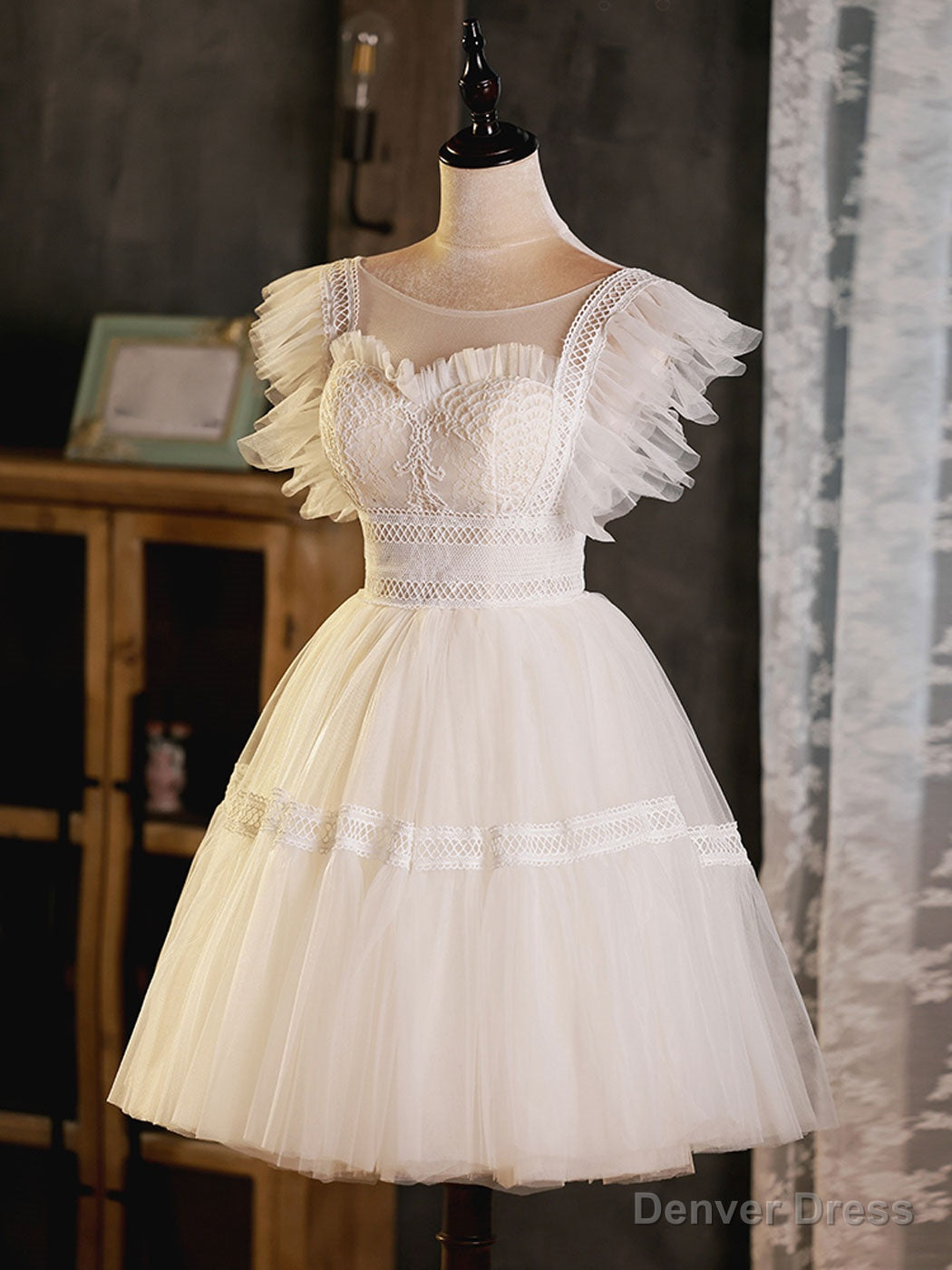 Light Champagne Round Neck Tulle Lace Short Prom Dress, Puffy Homecoming Dresses
