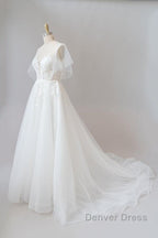 Long A Line Appliques Lace Tulle Wedding Dresses with Sleeves