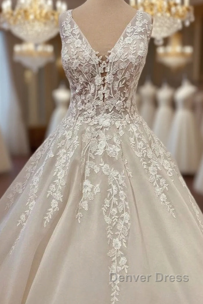 Long A-Line Sweetheart Appliques Lace Backless Wedding Dresses Main image