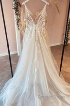 Long A-Line Tulle Appliques Lace Spaghetti Straps V-neck Backless Wedding Dresses