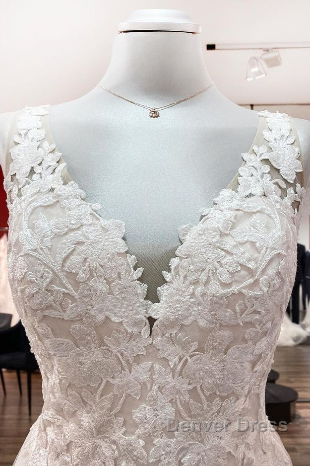 Long A Line Tulle V Neck Open Back Appliques Lace Wedding Dresses