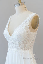 Long A Line V Neck Appliques Lace Chiffon Wedding Dresses