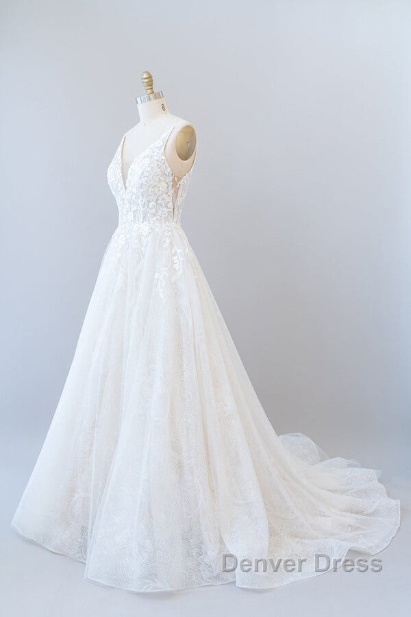 Long A Line V Neck Open Back Appliques Lace Tulle Wedding Dresses