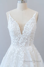 Long A Line V Neck Open Back Appliques Lace Tulle Wedding Dresses