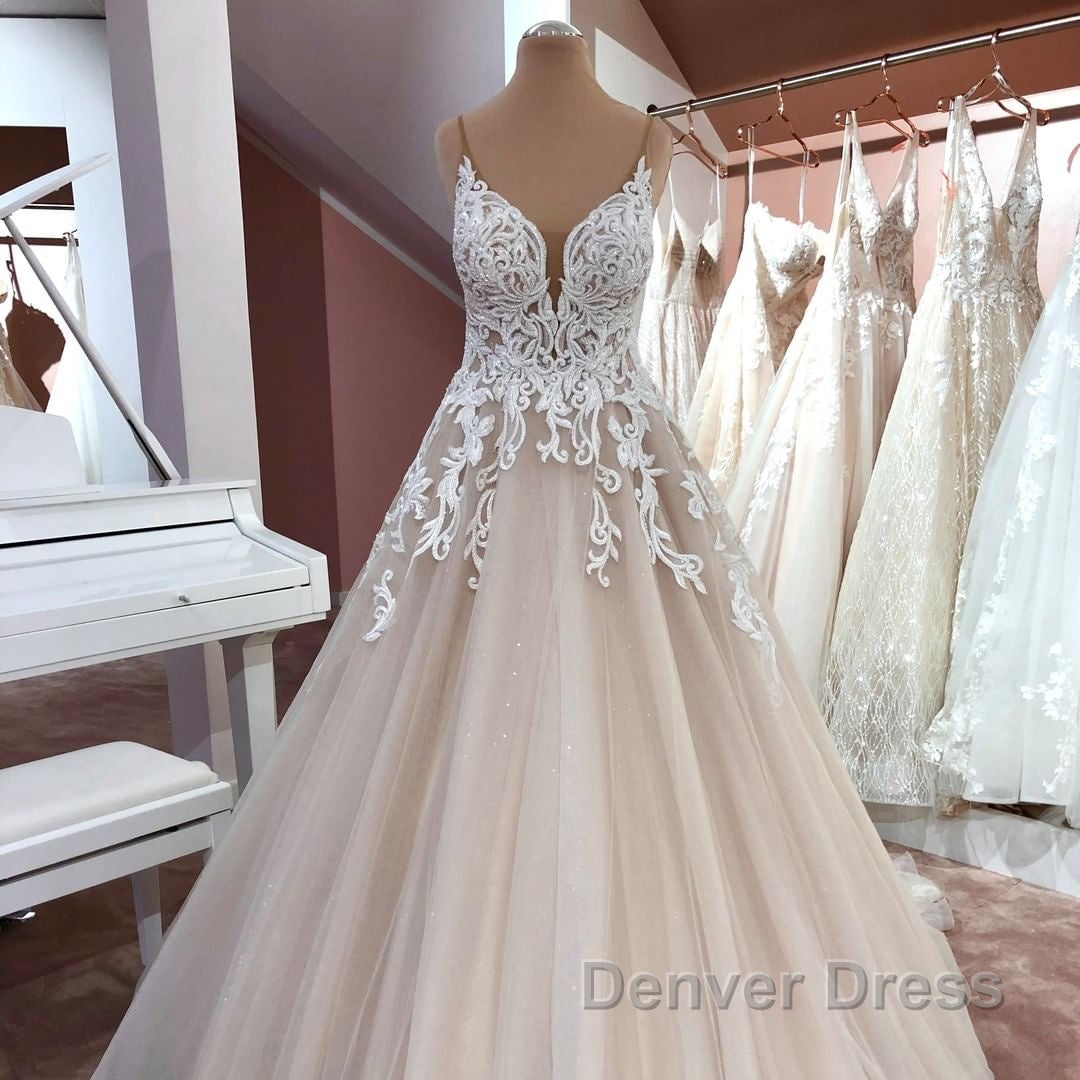 Long A-Line V-neck Spaghetti Straps Backless Appliques Lace Tulle Wedding Dresses Secondary image