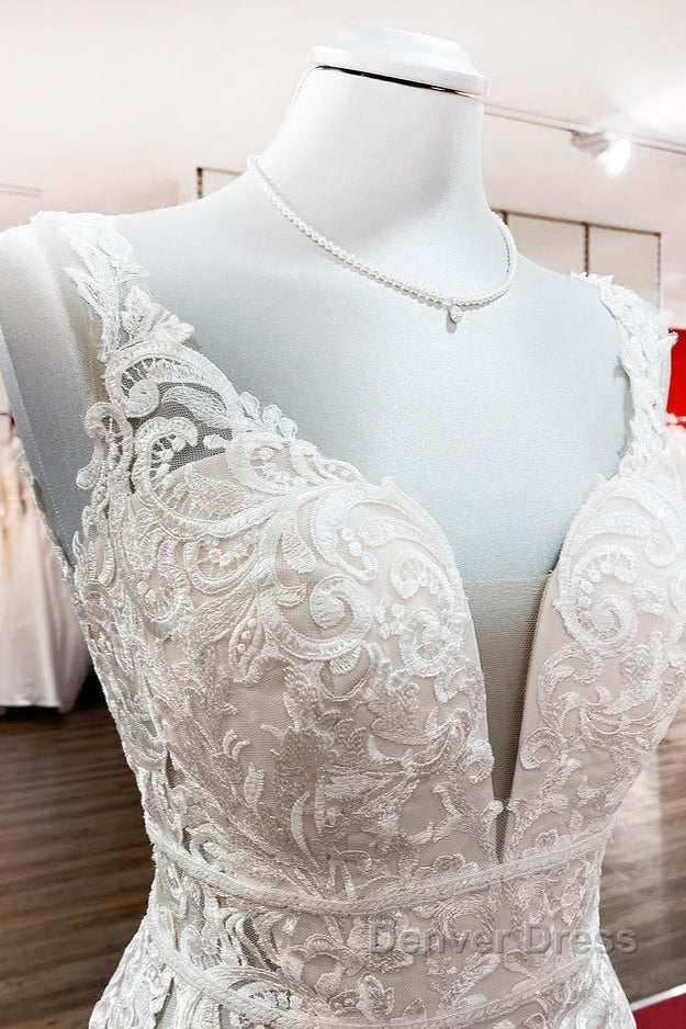 Long Mermaid Tulle Sleeveless Lace Backless Wedding Dresses