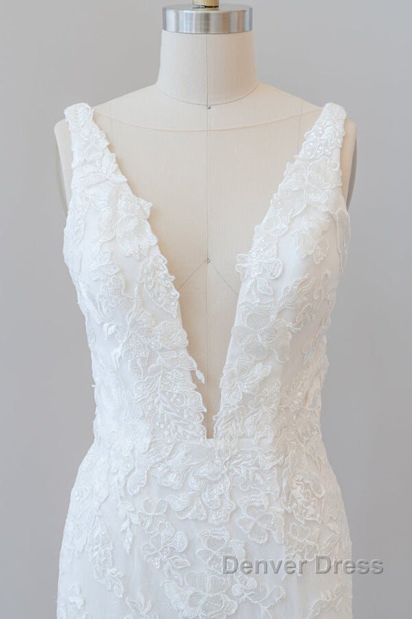 Long Mermaid V-neck Appliques Tulle Lace Wedding Dresses