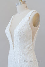 Long Mermaid V-neck Appliques Tulle Lace Wedding Dresses