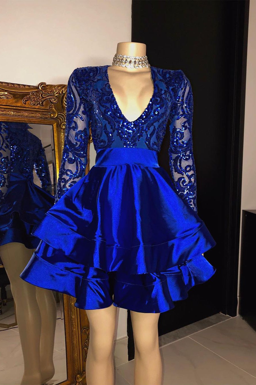 Long Sleeves V-Neck Lace Prom Dress Sequins Blue Short Secondary image