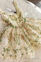 Lovely Flowers Straps Short Prom Dresses Lace Homecoming Dresses