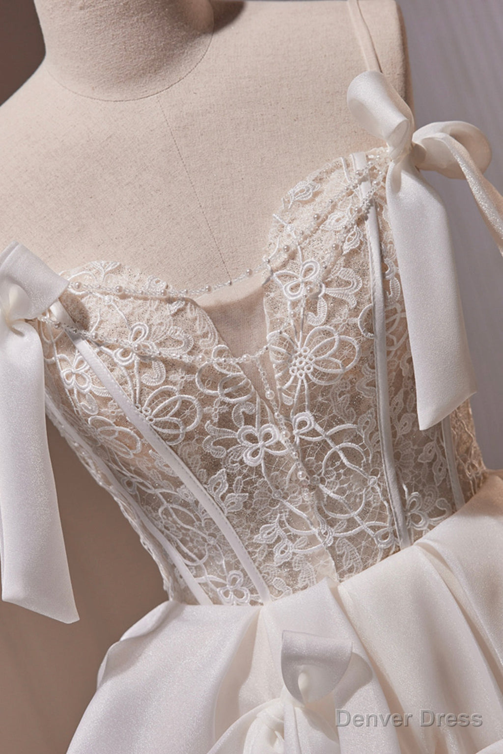 Lovely Spaghetti Strap Lace Short Prom Dress, Light Champagne Prom Dresses