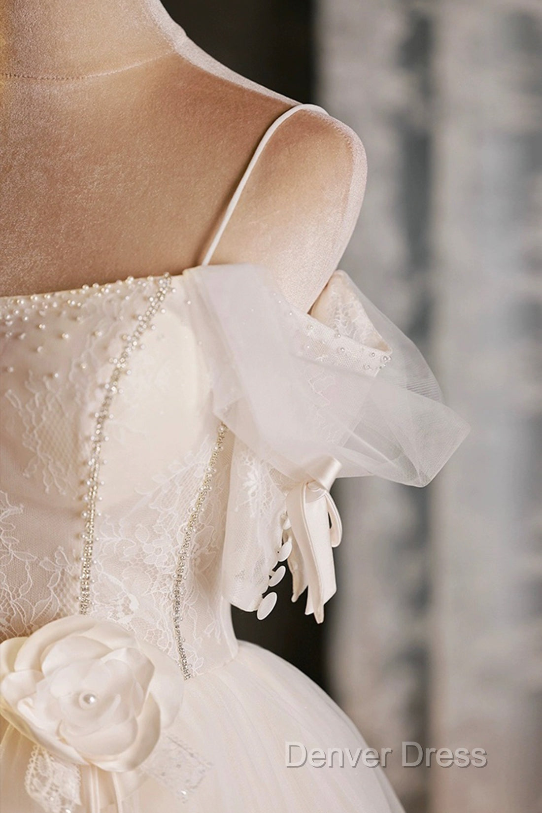 Lovely Spaghetti Strap Tulle Short Prom Dresses, Light Champagne A-Line Evening Party Dresses