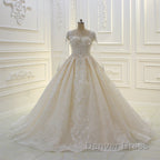 Luxurious Ball Gown Long Sleevess Lace Applqiues Beadings Wedding Dresses