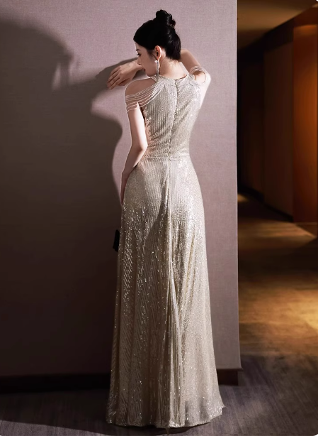 Luxurious Champagne Gold Halter Cold Shoulder Sequined Long Prom Dresses Evening Dresses