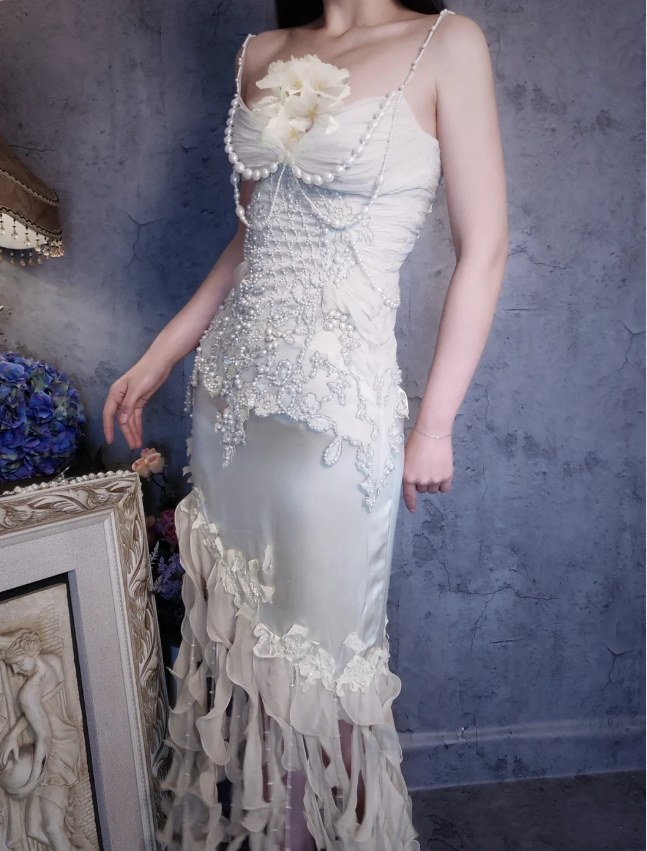 Luxurious Ivory Mermaid Thin Strap Pearl Ruffled Satin Long Prom Dresses Evening Dresses