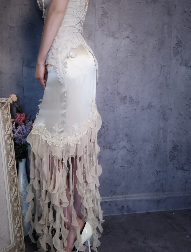 Luxurious Ivory Mermaid Thin Strap Pearl Ruffled Satin Long Prom Dresses Evening Dresses