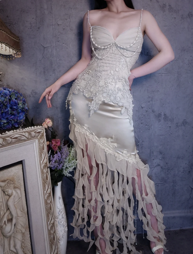 Luxurious Ivory Mermaid Thin Strap Pearl Ruffled Satin Long Prom Dresses Evening Dresses