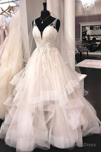 Luxurious lace Princess Wedding Dress With Ruffles