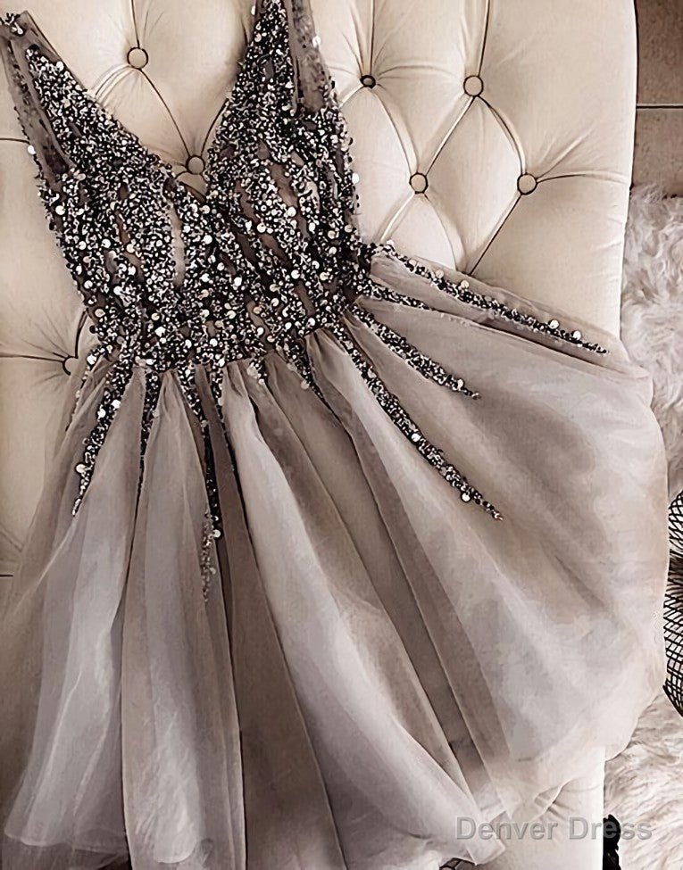 Luxurious Sequins Beaded V Neck Tulle Homecoming Dress Short Prom Dresses