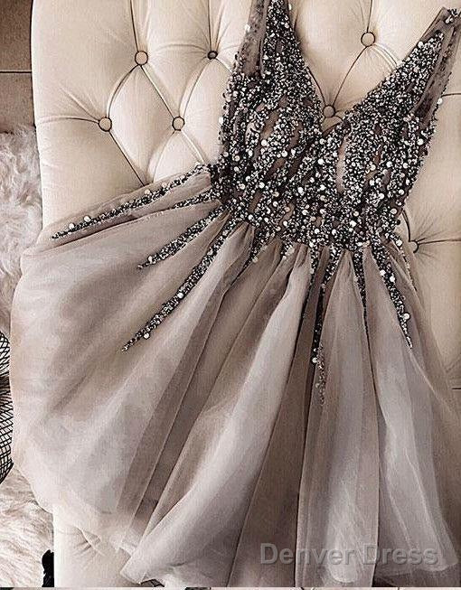 Luxurious Sequins Beaded V Neck Tulle Short Gray Homecoming Dresses