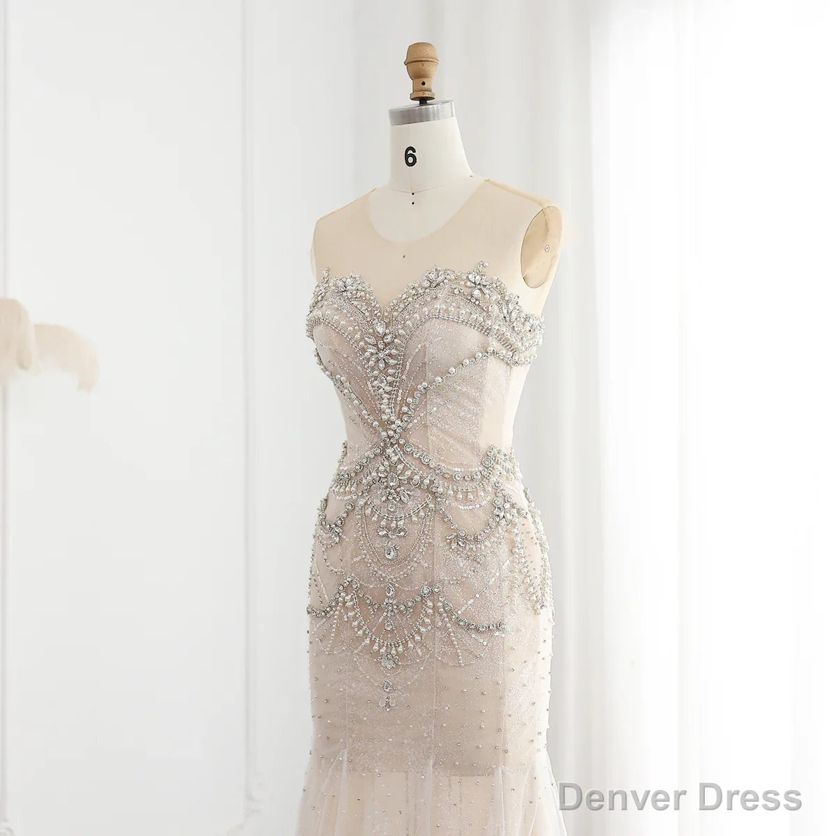 Luxury Mermaid Crystal Pearls Nude Tulle Long Prom Dresses