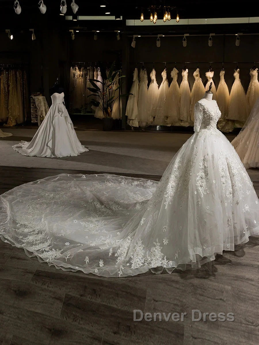 Luxury V Neck Half Sleeves Tulle Applique With Beading Cathedral Train Ball Gowns Wedding Dresses