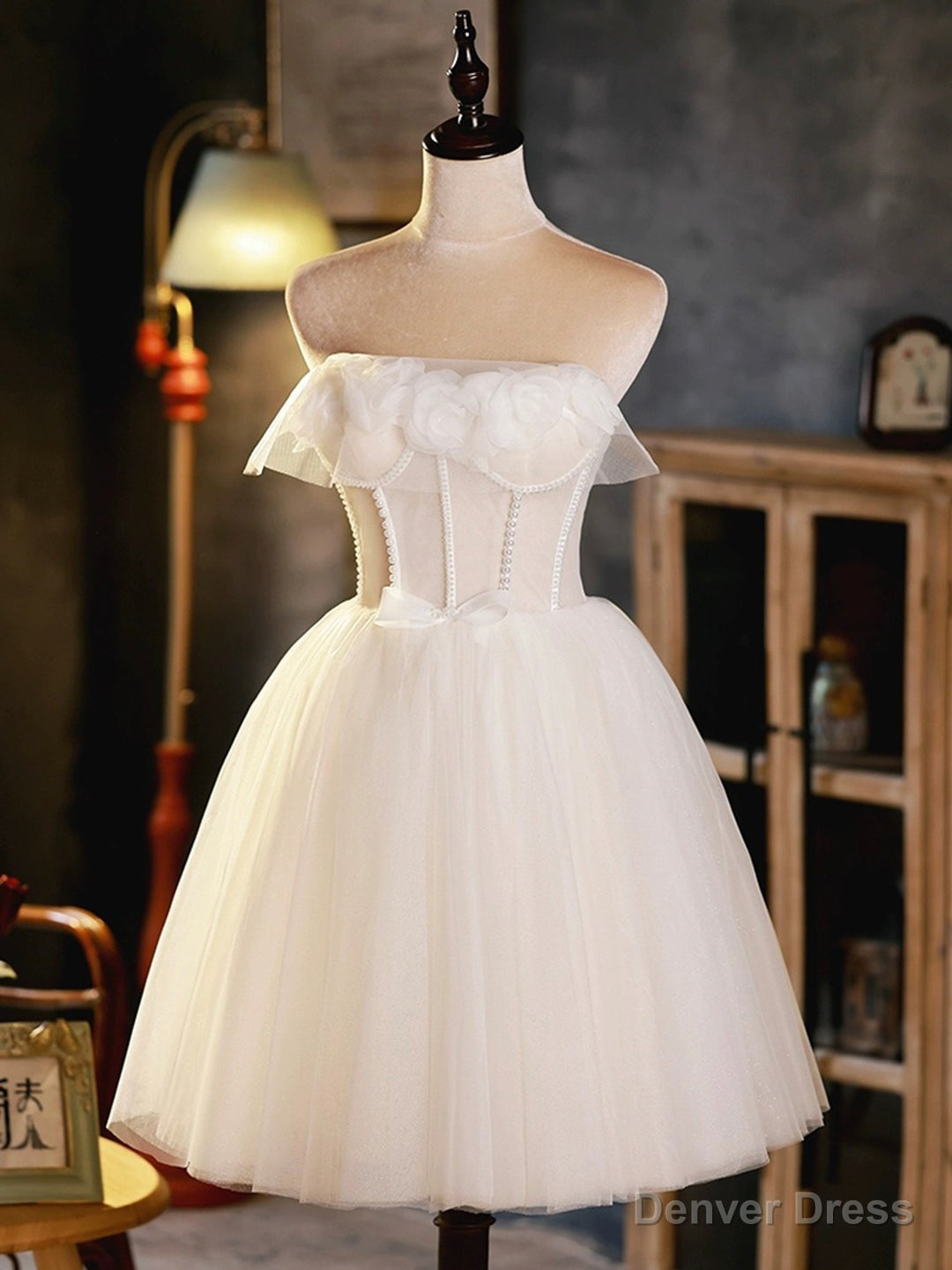 Light Champagne Strapless Tulle Short Prom Dress, Beautiful A-Line Evening Party Dress Main image