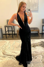 Mermaid Deep V Neck Pink Long Prom Dresses with Appliques