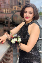 Mermaid Halter Black Sequins Long Vintage Prom Dresses with Feathers