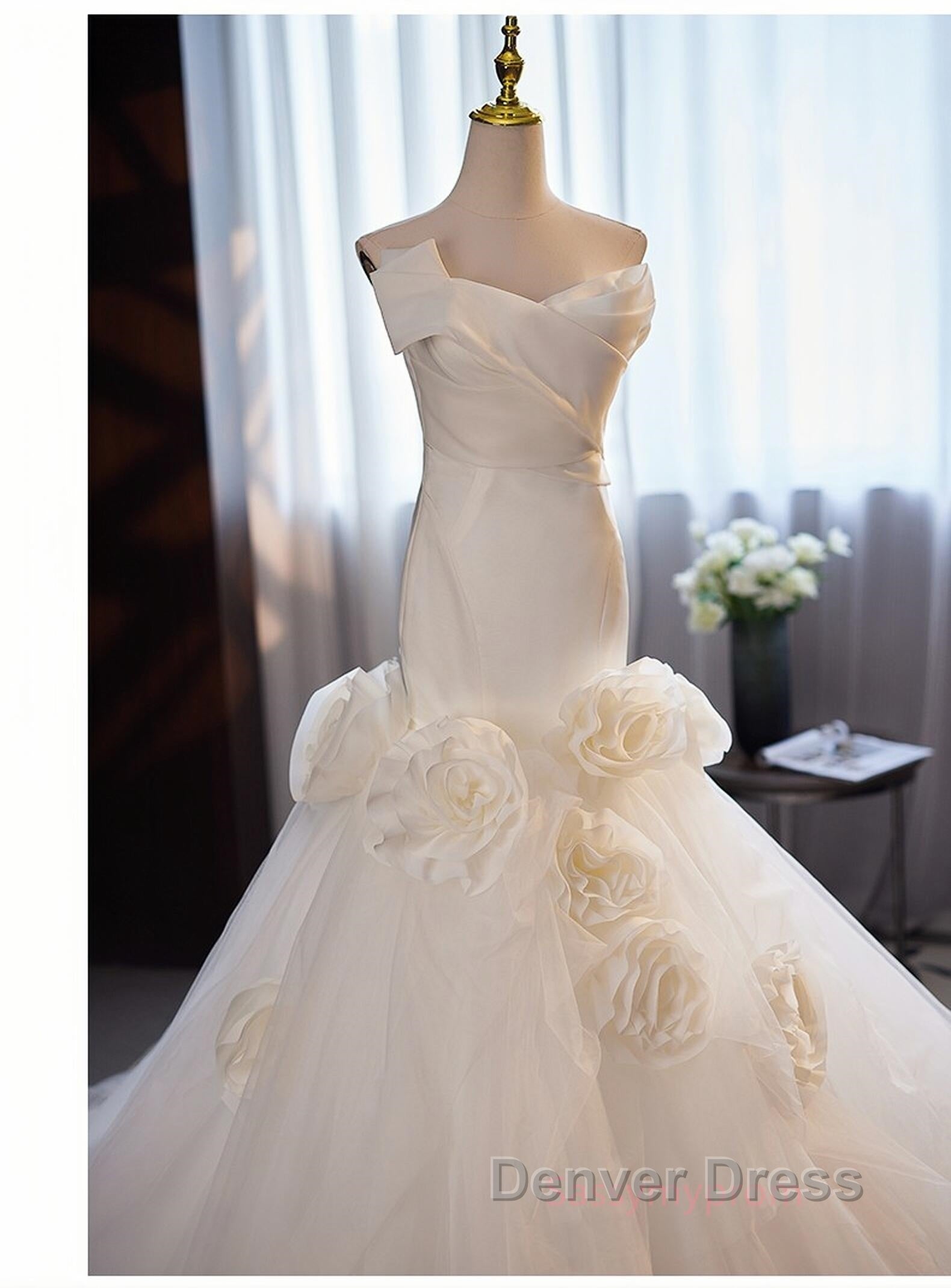 Mermaid Satin & Tulle Flowers Pleats Wedding Dresses