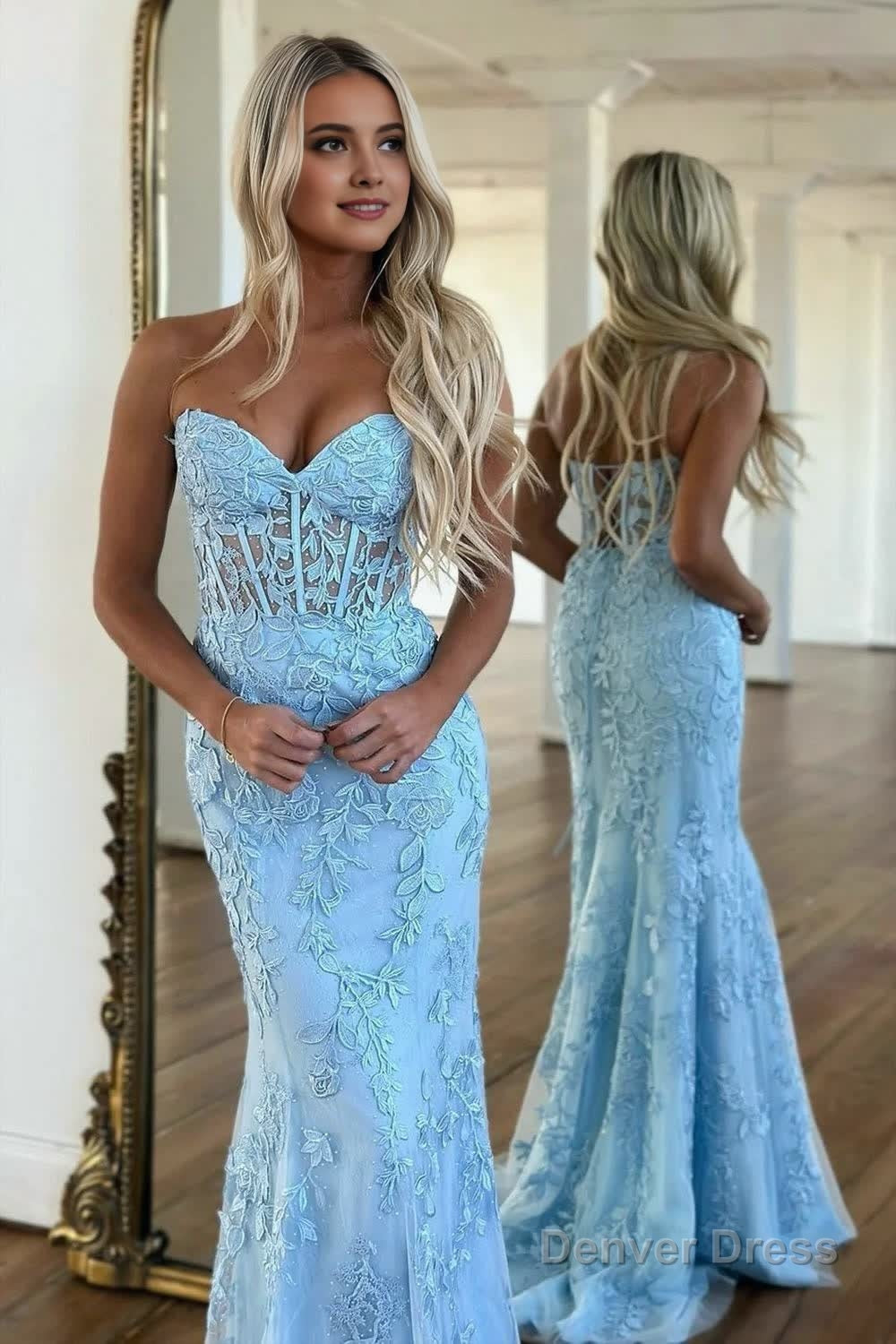 Mermaid Strapless Lace Prom Dresses With Appliques Secondary image
