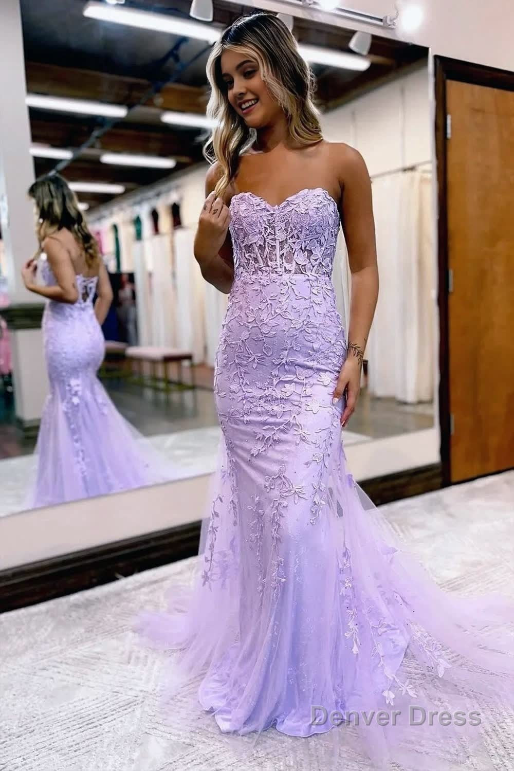Mermaid Sweetheart Neck Lace Long Prom Dresses With Appliques Main image