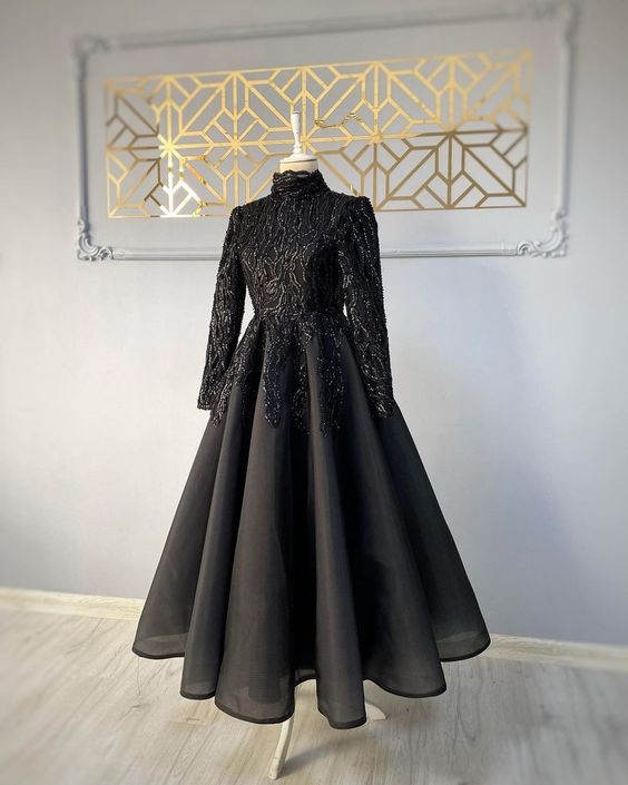Modest Blue Prom Dress Lace Emroidery Prom Dresses