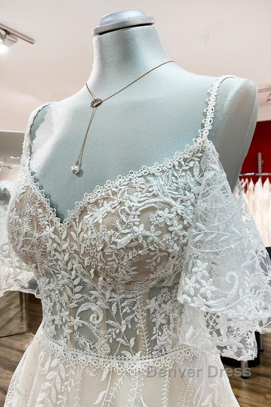 Modest Long A Line Sweetheart Tulle Lace Appliques Wedding Dresses with Sleeves