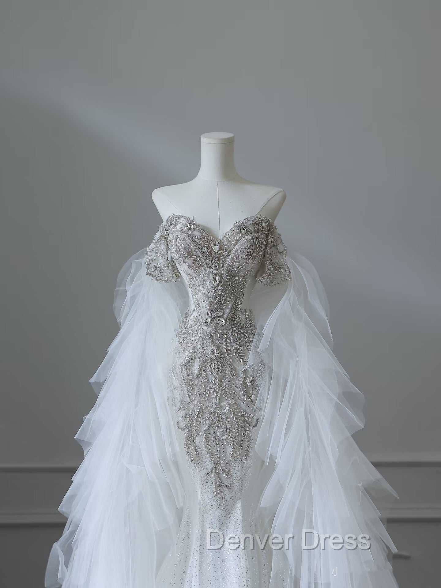 Modest Mermaid Off The Shoulder White Tulle Long Wedding Dresses Brides Dresses