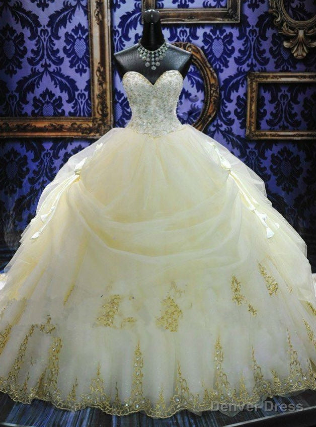 Modest Sweetheart Long Train Backless Sweetheart Wedding Dress Main image