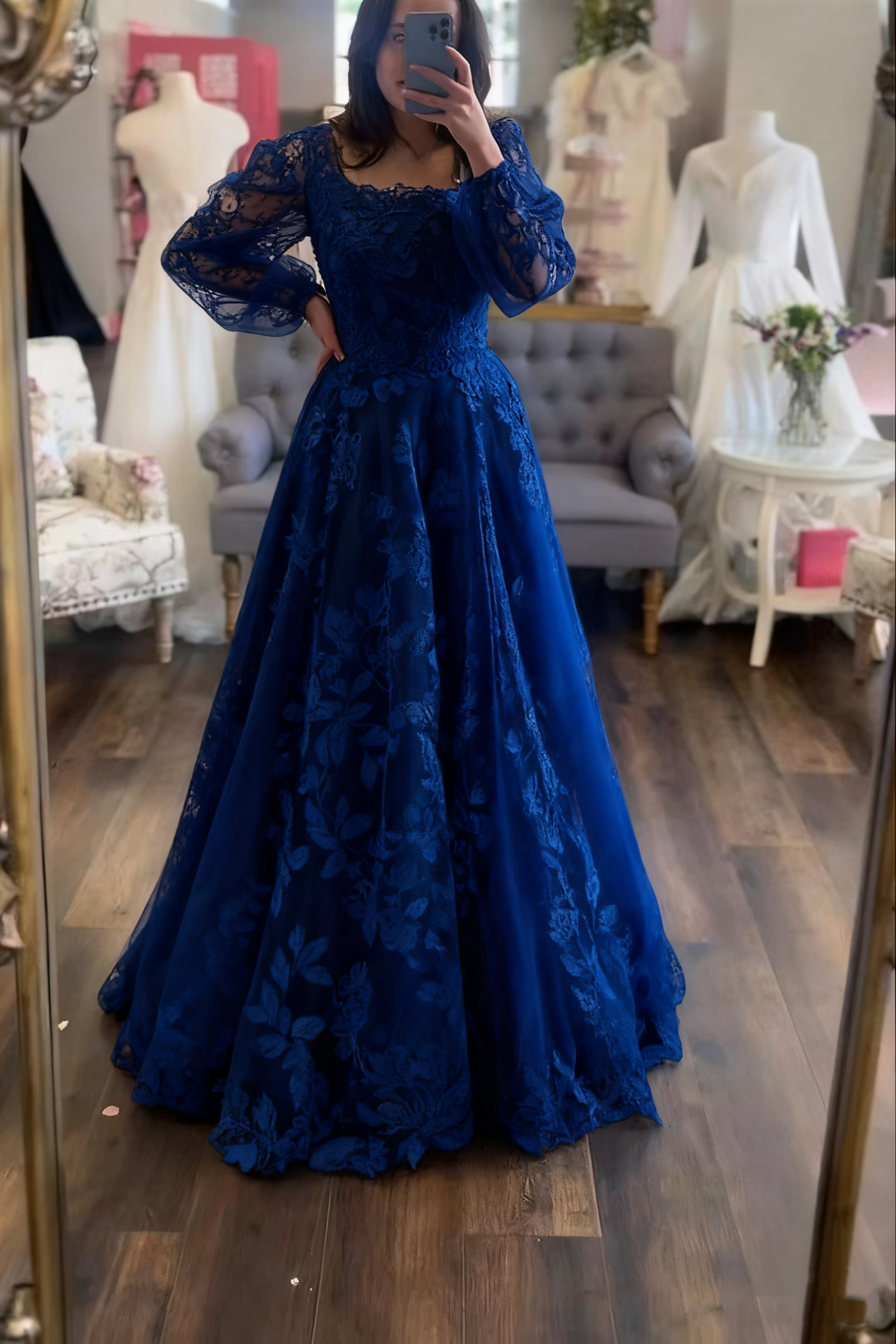 Modest Wedding Dress Long Sleeve Lace Applique Classic A-Line Wedding Dresses