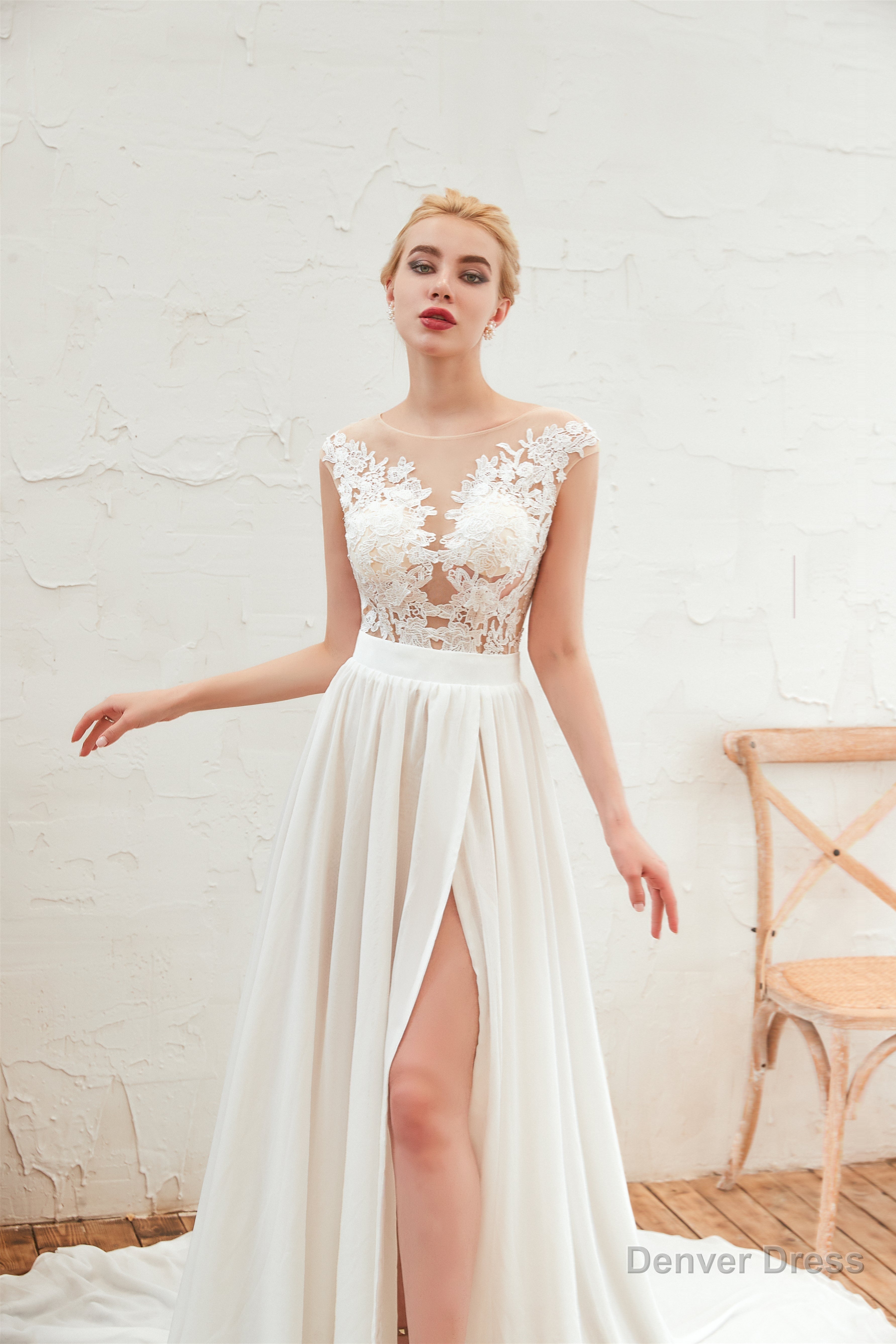 Neck Lace Top White Wedding Dresses with Slit