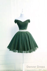 Off The Shoulder Green Tulle Short Homecoming Dress