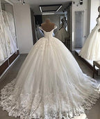 Off the shoulder Lace Ball Gown Tulle Prom Bridal Gown