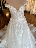 Off The Shoulder Tulle Lace Wedding Dresses