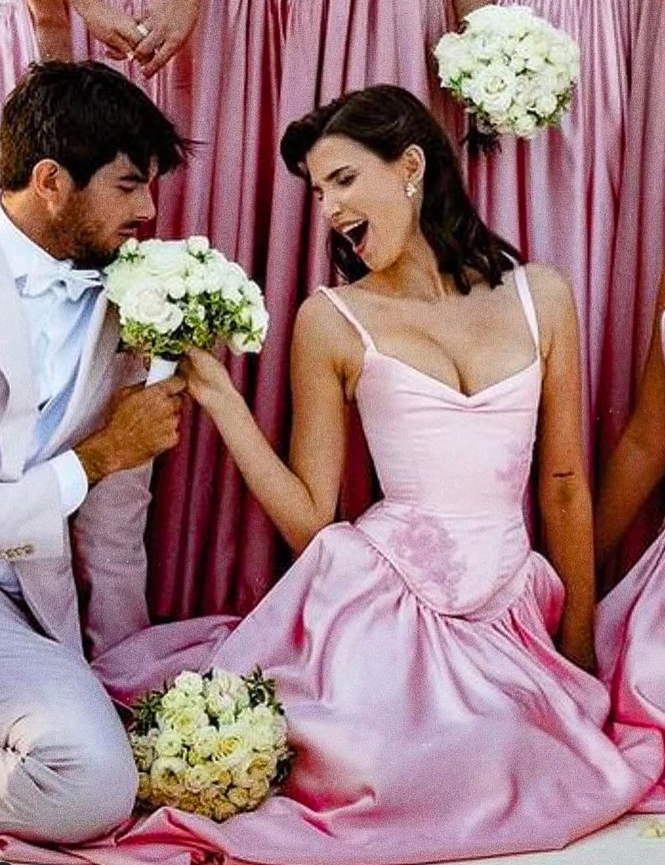 Pink A Line Spaghetti Straps Appliques Satin Long Prom Dress