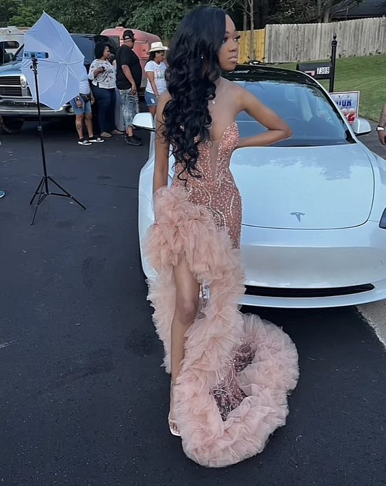 Pink Beaded Prom Dress With Slit Sequins Evning Dresses Main image