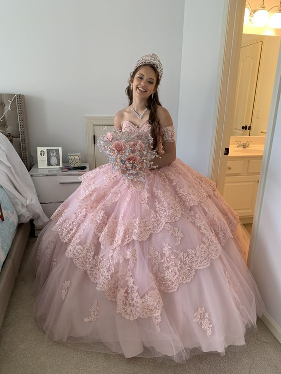 Pink Lace Appliques Ball Gowns Sweet 16 Dress Quinceanera Dresses Main image