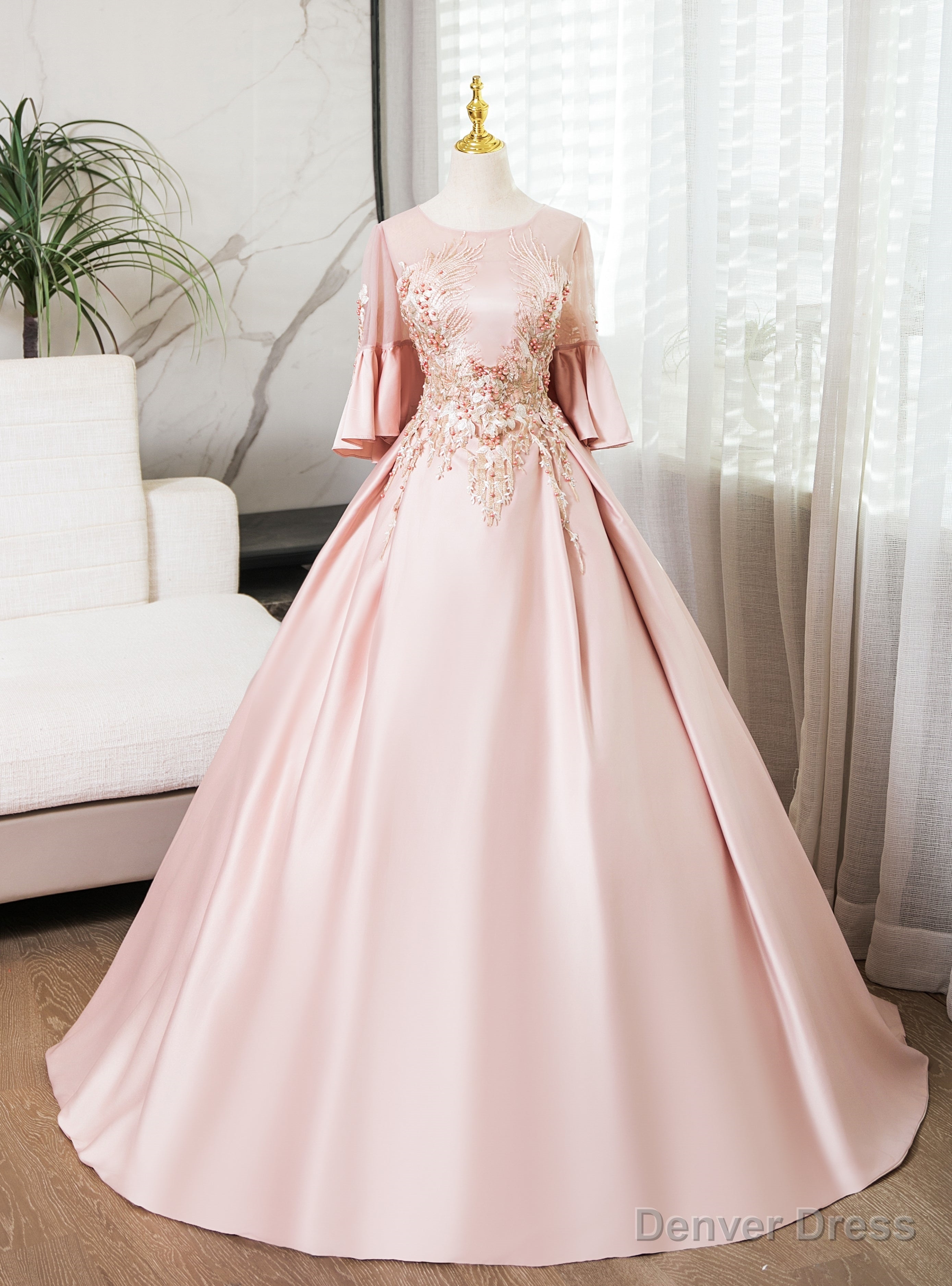 Pink Satin Short Sleeve Appliques Quinceanera Dresses