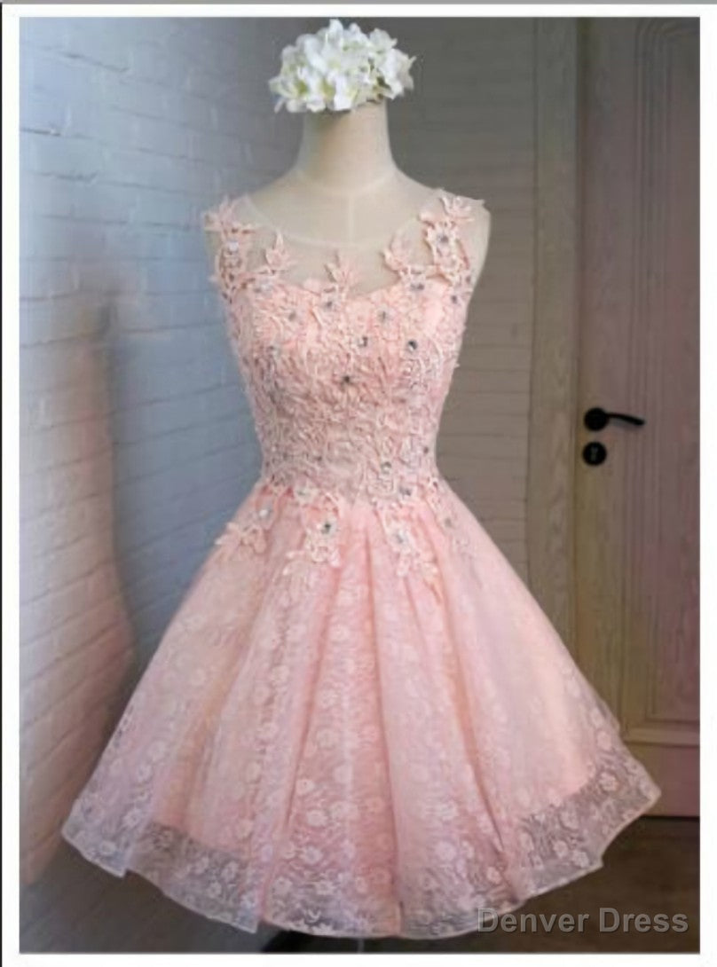 Pink Tulle Appliques Homecoming Dresses Main image