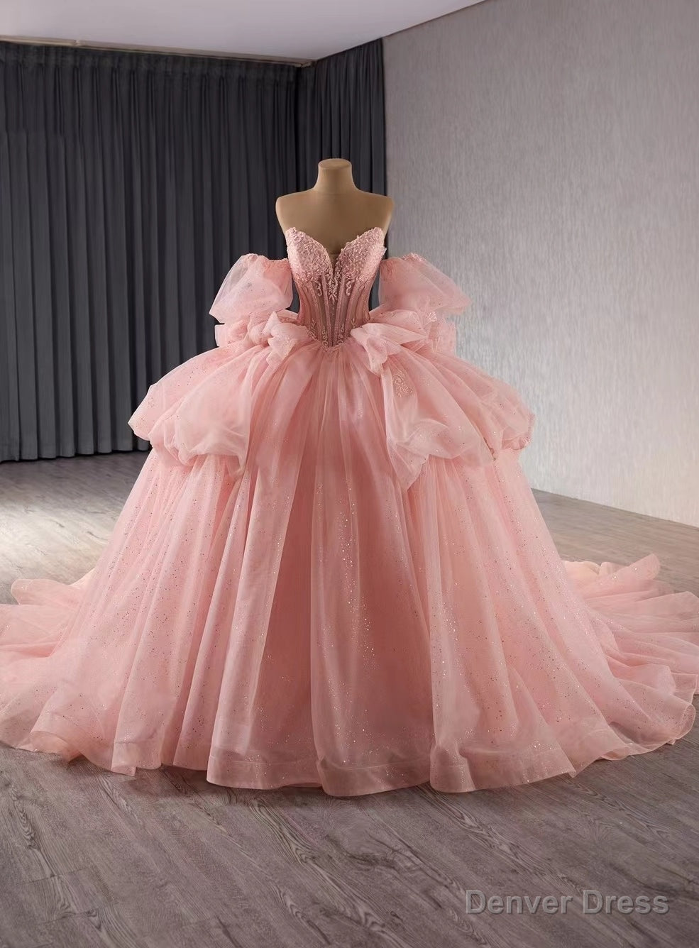Pink Tulle Strapless Lace Beading Prom Dresses